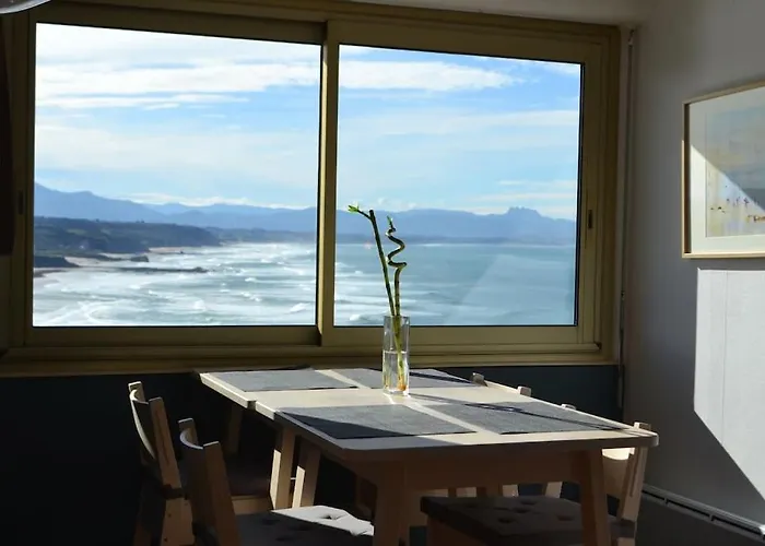 아파트 Vue Exceptionnelle Sur L'ocean 2/4 Pers