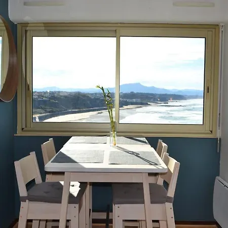 Vue Exceptionnelle Sur L'ocean 2/4 Pers Biarritz